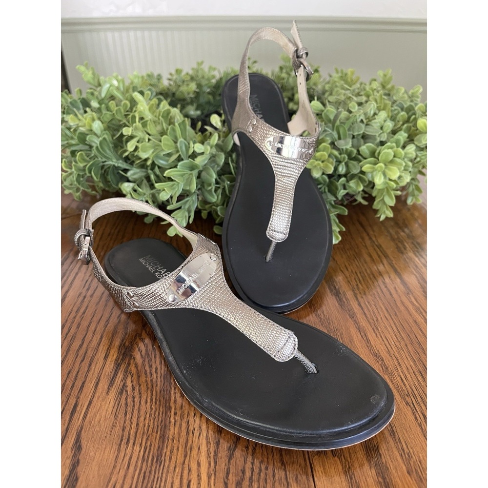 Michael Kors MK Gold Leather Plate Thong Buckle Sandal Women Size 9